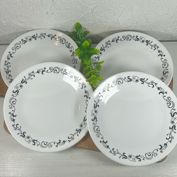 Corelle Garden Getaway Salad Lunchen Dessert Plates Set of 4 Sandwich Plates - Picture 5 of 10